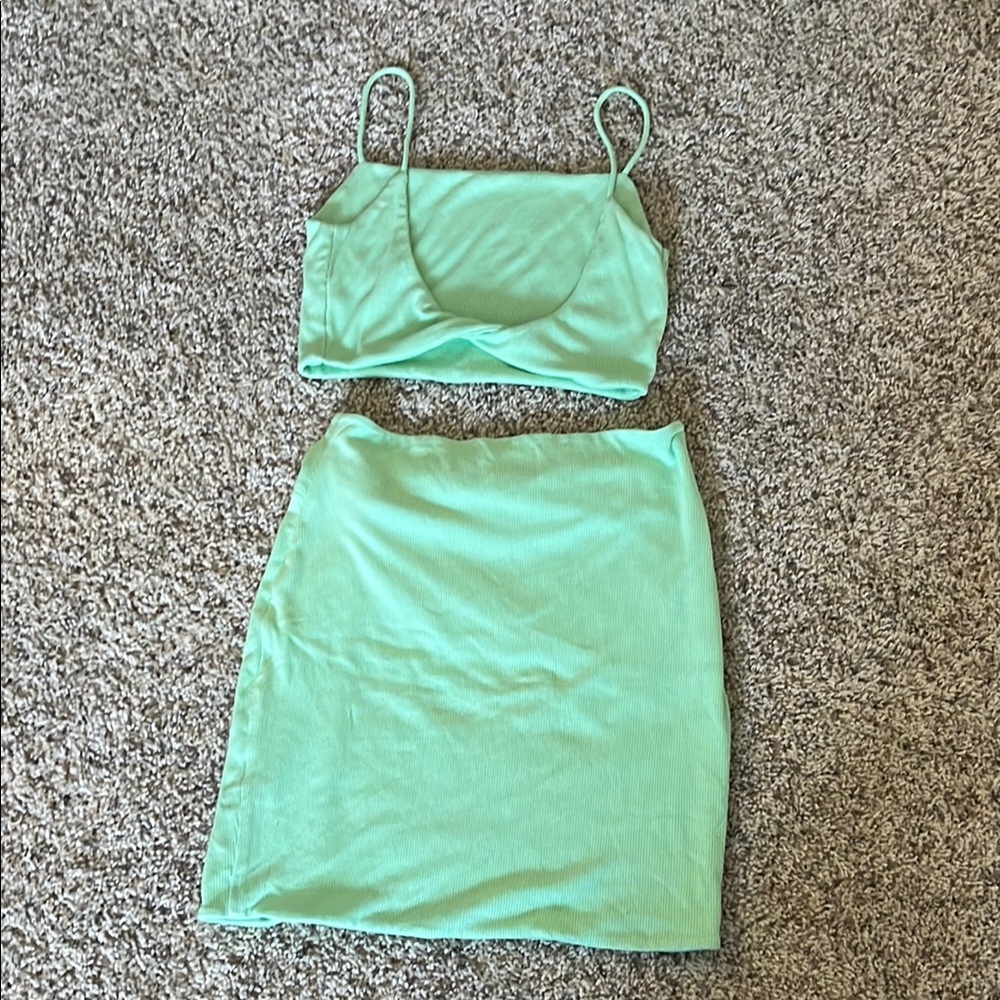 Superdown Rena Skirt Set (size Small) - Picture 4 of 5